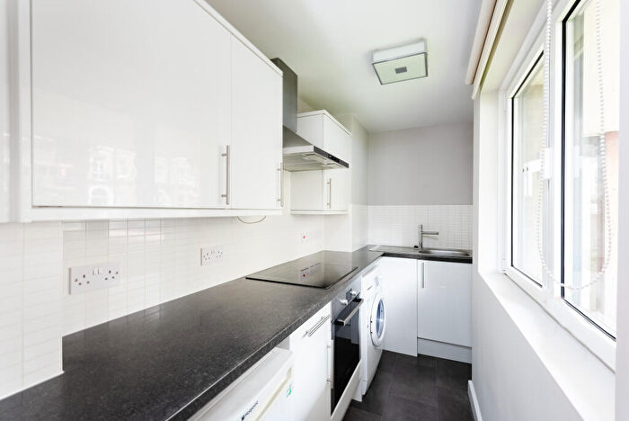 Apartment To Rent In Eaton Manor, The Drive, East Sussex, BN3