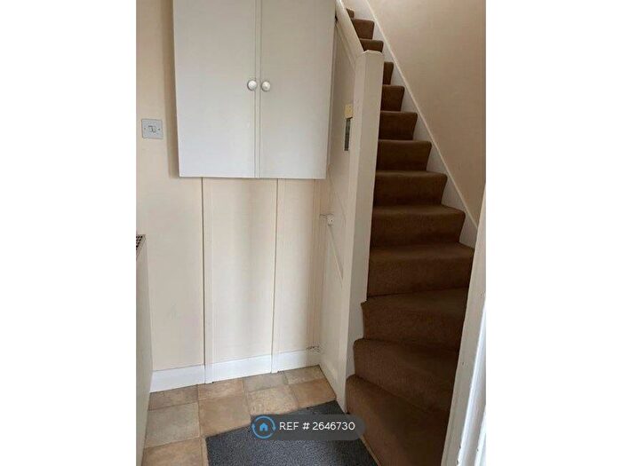 1 Bedroom Flat To Rent In Tennison Road, London, SE25