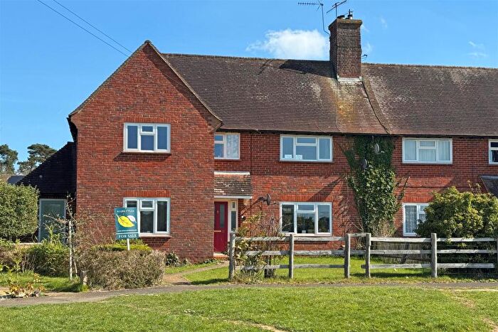 2 Bedroom Flat For Sale In Milford - ***No Onward Chain***, GU8