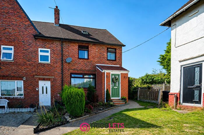 3 Bedroom End Of Terrace House For Sale In Preston Avenue, Jump, Barnsley, S74