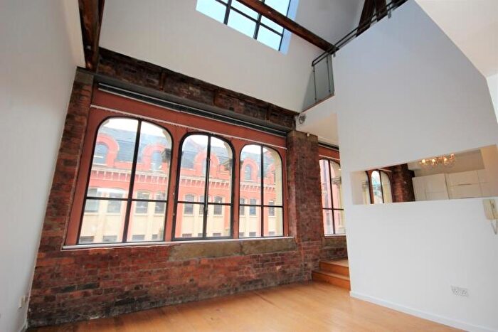 3 Bedroom Apartment To Rent In Smithfield Building, Tib Street Northern Quarter, M4
