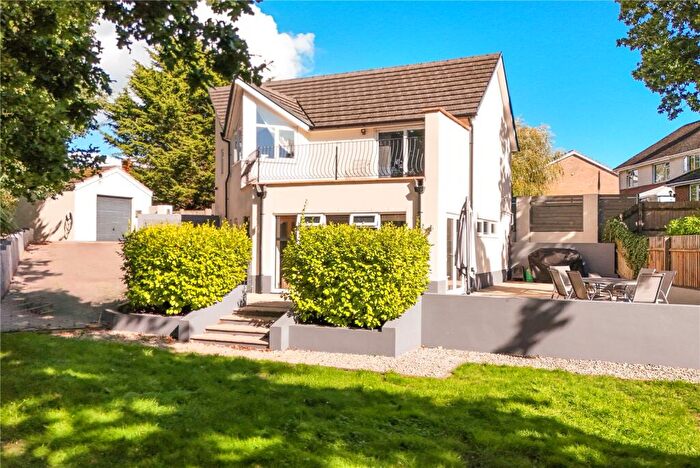 3 Bedroom Detached House For Sale In Manor Road, New Milton, Hampshire, BH25