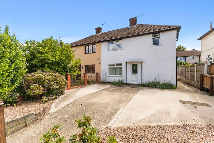 3 Bedroom Semi-Detached House For Sale In Cow Lane, Havercroft, WF4