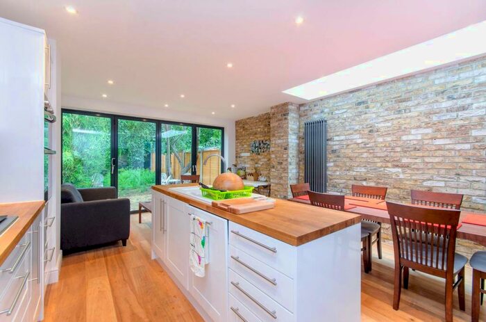 4 Bedroom House To Rent In Chaucer Road, Forest Gate, London, E7