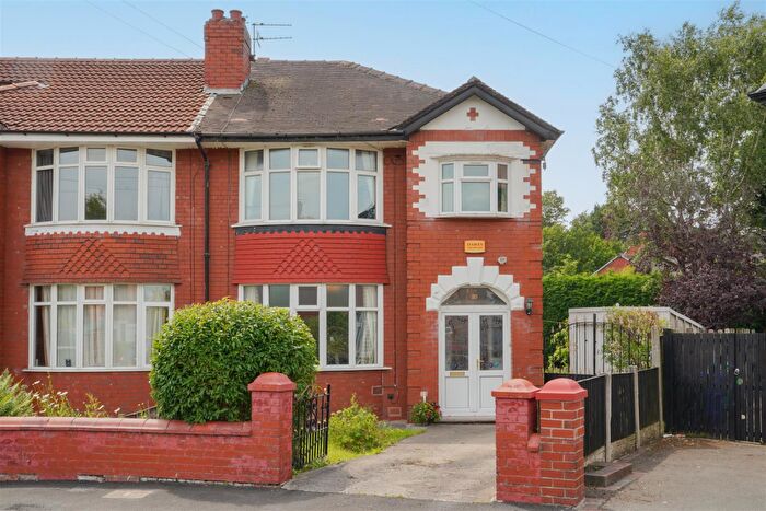 3 Bedroom Semi-Detached House For Sale In Caxton Road, Fallowfield, M14
