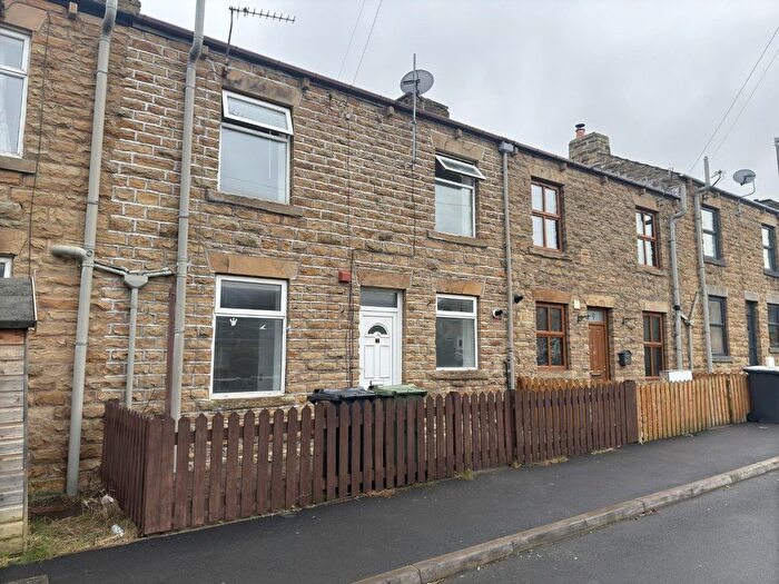 2 Bedroom Terraced House For Sale In Morton Grove, Dewsbury, WF12