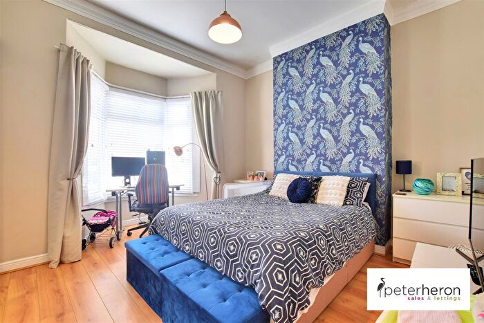2 Bedroom Cottage For Sale In Mere Knolls Road, Roker, Sunderland, SR6