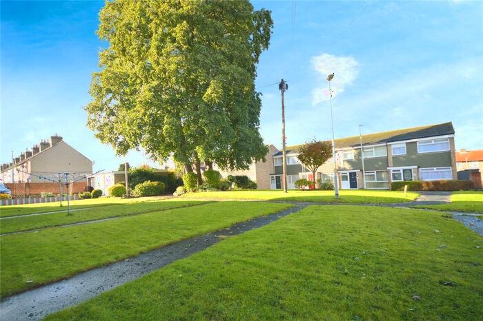 Studio To Rent In Sommerville Close, Faversham, Kent, ME13