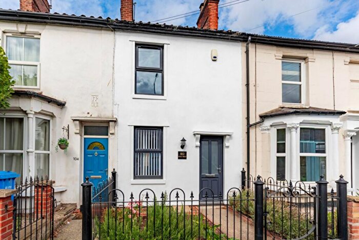 2 Bedroom Terraced House For Sale In Hall Road, Norwich, NR1