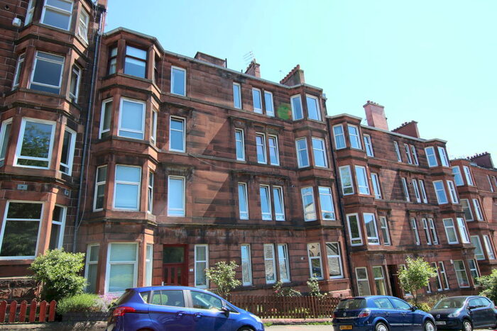 2 Bedroom Flat To Rent In Thornwood Avenue, Thornwood, G11