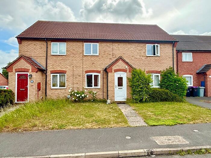 2 Bedroom Terraced House For Sale In Blackthorn, Stamford, PE9