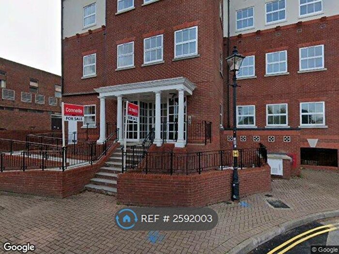 1 Bedroom Flat To Rent In Vantage House, Basingstoke, RG21