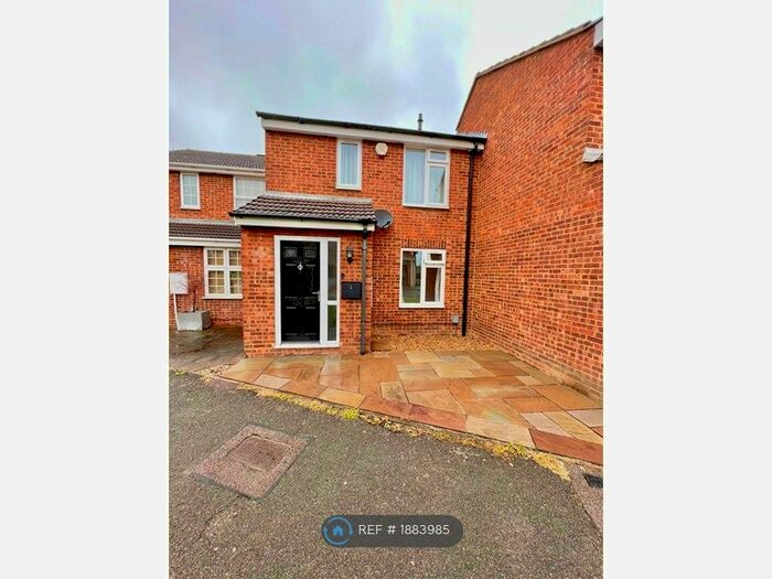 2 Bedroom Terraced House To Rent In Old Station Way, Shefford, SG17
