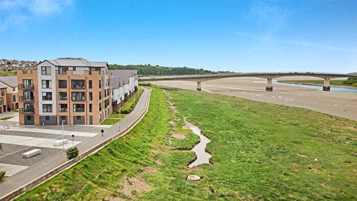 2 Bedroom Apartment For Sale In Taw Wharf, Sticklepath, Barnstaple, Devon, EX31