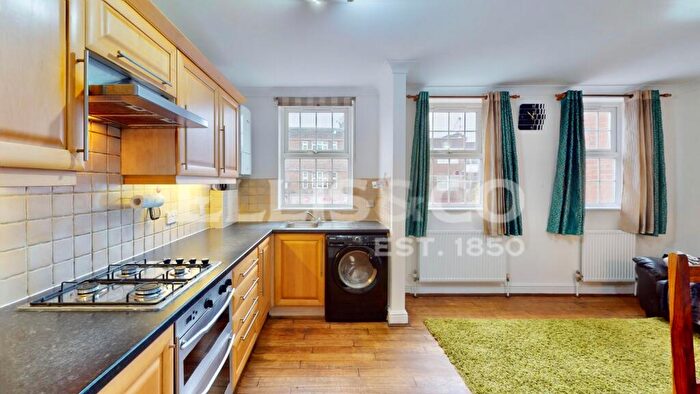 2 Bedroom Apartment To Rent In Tower Bridge Mews, Harrow, HA1