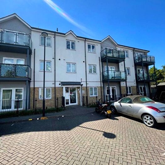 1 Bedroom Flat For Sale In Louisa Oakes Close, London, E4