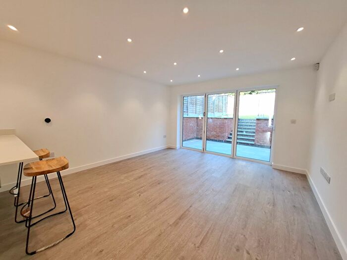 3 Bedroom Property To Rent In Primrose Hill, Kings Langley, WD4