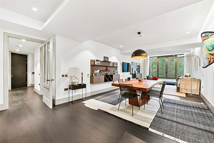 2 Bedroom Flat To Rent In Victoria Street, London, SW1H