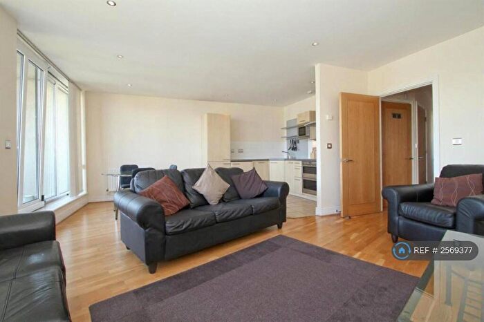 2 Bedroom Flat To Rent In Wards Wharf Approach, London, E16