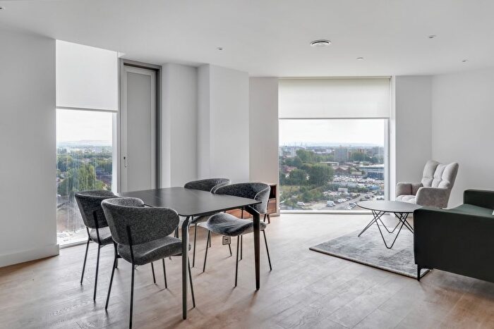 2 Bedroom Flat To Rent In Park View, Victoria Riverside, Dantzic Street, Manchester, M4