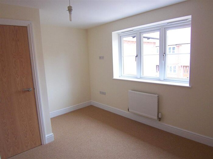 2 Bedroom Terraced House To Rent In Hadleigh Close, South Harrow, HA2