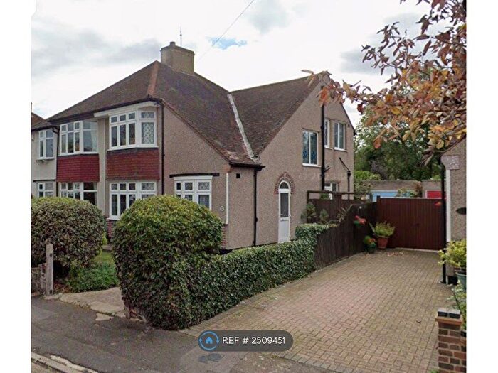 3 Bedroom Semi-Detached House To Rent In Pine Avenue, West Wickham, BR4