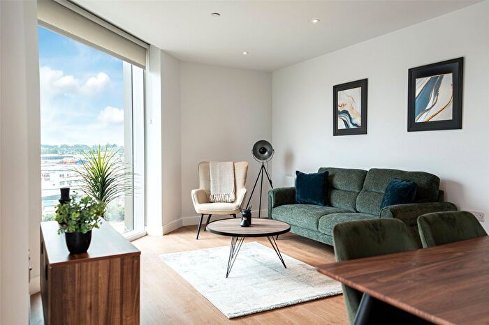 2 Bedroom Flat To Rent In Dantzic Street, Manchester, M4