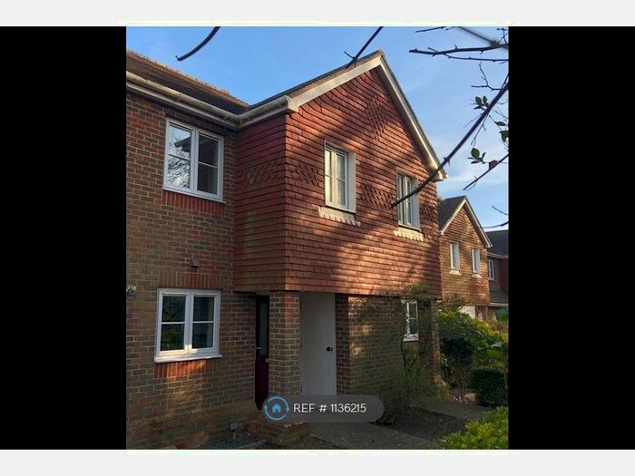 2 Bedroom Terraced House To Rent In The Foresters, Horsham, RH13