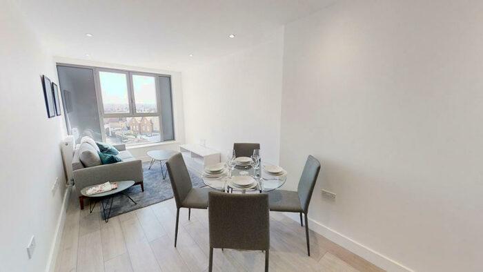 2 Bedroom Flat To Rent In New London Road, Chelmsford, CM2