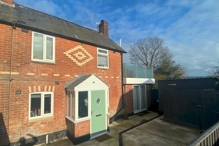 2 Bedroom Cottage For Sale In Coombelake, Ottery St. Mary, EX11