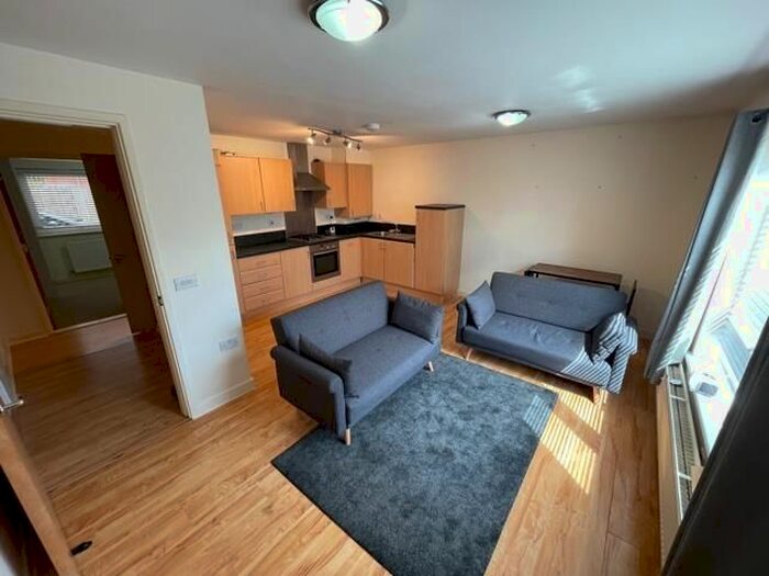 1 Bedroom Flat To Rent In Priory Court, Pershore Road, Edgbaston, Birmingham, B5