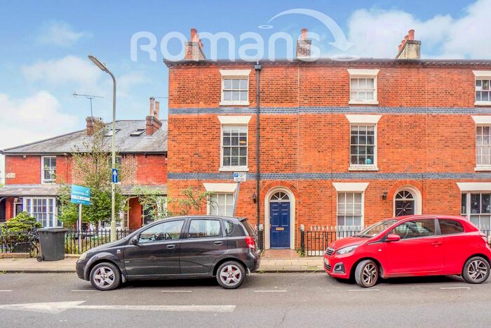 4 Bedroom Town House To Rent In Tower Street, Winchester, SO23