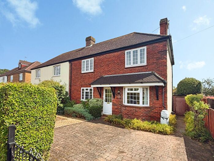 3 Bedroom Semi Detached House For Sale In Worcester Road, Guildford, Surrey, GU2