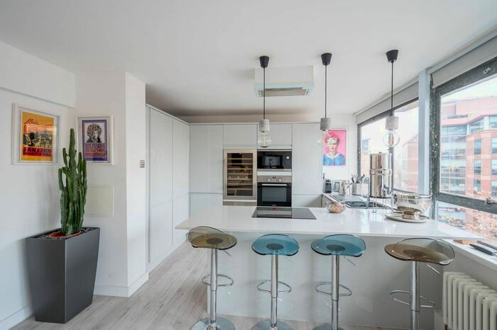 2 Bedroom Flat To Rent In Princess Street, Elephant And Castle, London, SE1