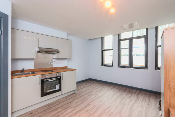 Studio To Rent In Westbar Green, Sheffield, S1