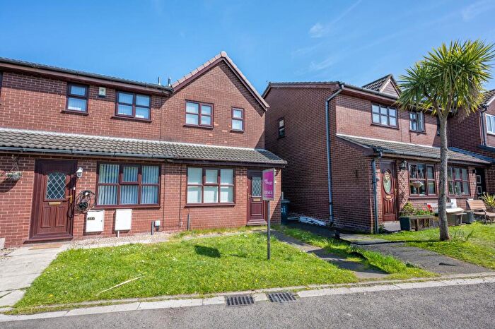 2 Bedroom End Of Terrace House For Sale In Sanfield Close, Ormskirk, L39