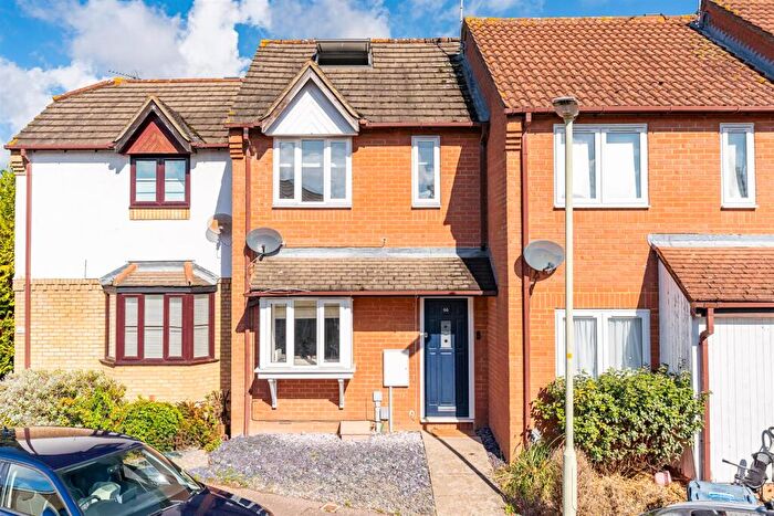 3 Bedroom Terraced House For Sale In The Briars, Hertford, SG13