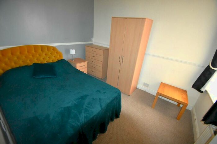 4 Bedroom Terraced House To Rent In Langley Road, Portsmouth, PO2