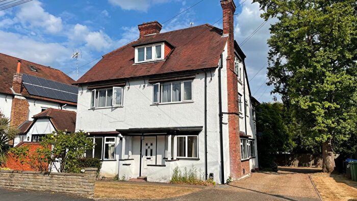2 Bedroom Flat To Rent In York Road, Woking, GU22