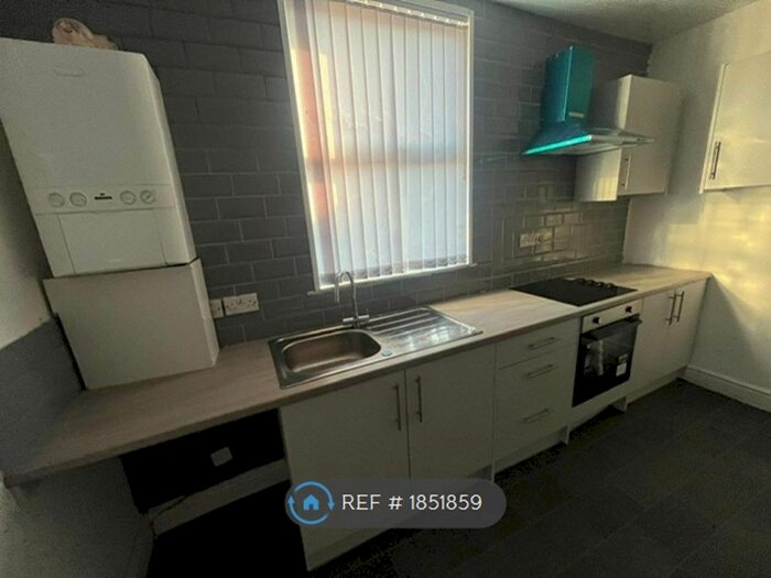 2 Bedroom Flat To Rent In Princes Street, Bishop Auckland, DL14