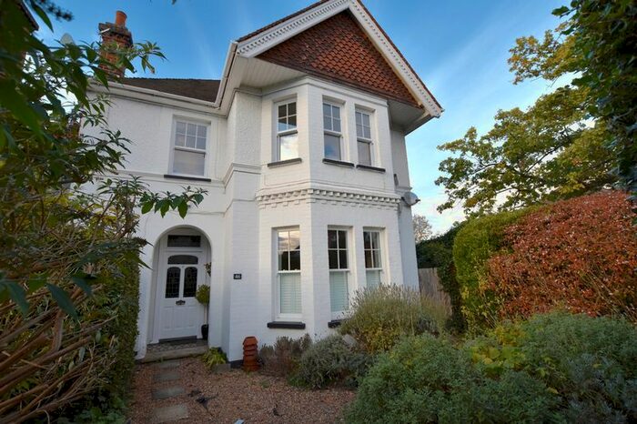 1 Bedroom Flat To Rent In Effingham Road, Long Ditton, Surbiton, KT6