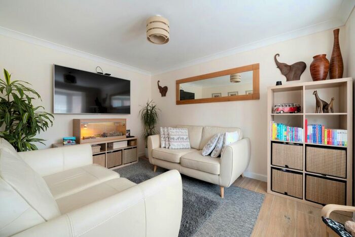 5 Bedroom Detached House For Sale In Faraday Corner, Shefford, SG17