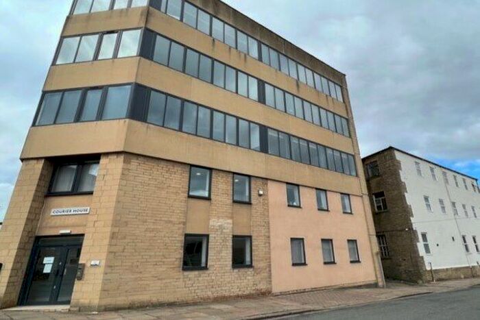 1 Bedroom Flat To Rent In King Cross Street, Halifax, HX1