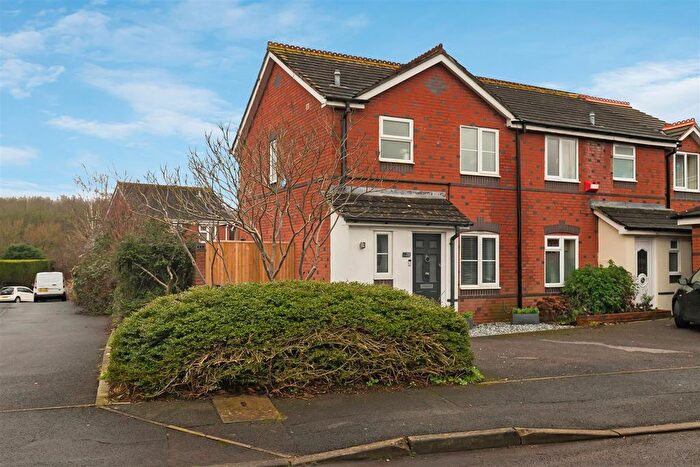3 Bedroom Semi Detached House For Sale In , Ellicks Close, Bradley Stoke, South Glouceste, BS32