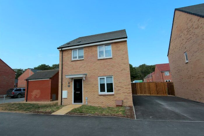 3 Bedroom Detached House To Rent In Sandown Drive, Bourne, PE10