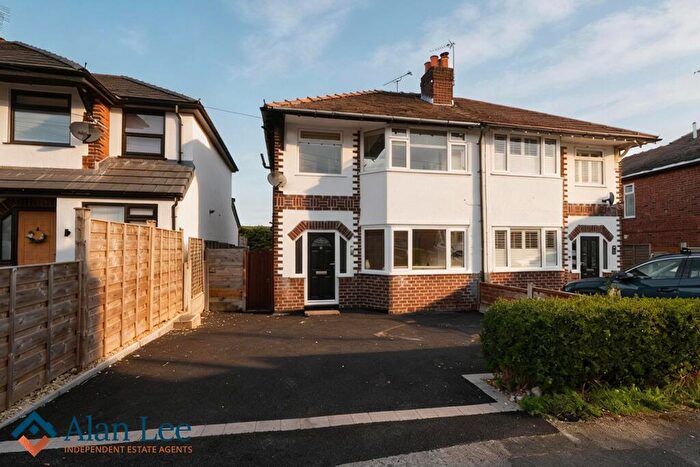 3 Bedroom Semi Detached House For Sale In Arlington Drive, Macclesfield, SK11