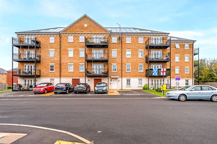 2 Bedroom Apartment For Sale In Richmer Road, Slade Green, DA8