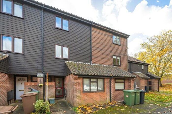 5 Bedroom Town House To Rent In North Abingdon, Oxfordshire, OX14