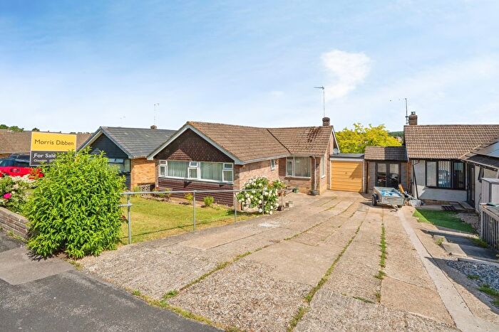 3 Bedroom Bungalow For Sale In Greenfield Crescent, Waterlooville, Hampshire, PO8