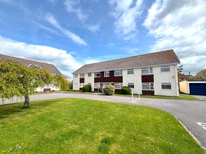 1 Bedroom Flat For Sale In Street, Somerset, BA16